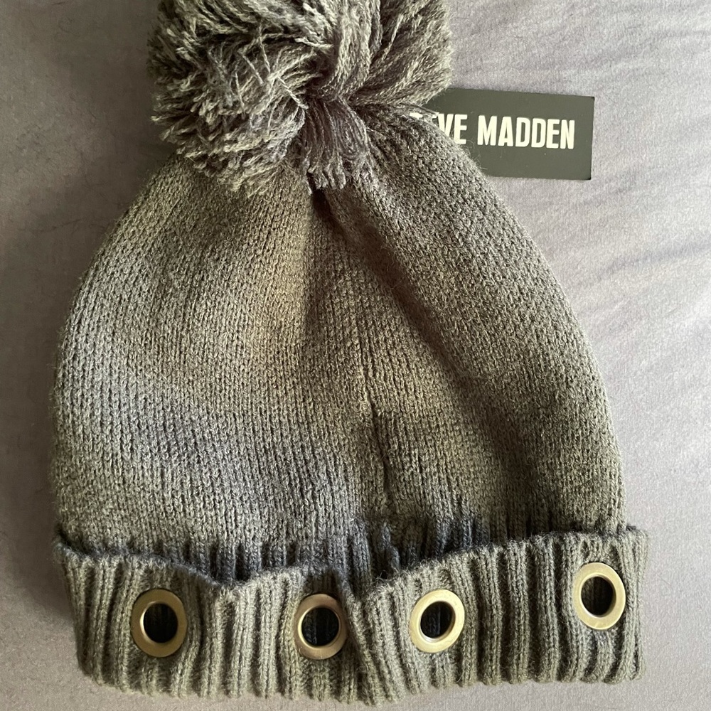 NWT Steve Madden Knit Hat with Pom Pom and Rivets